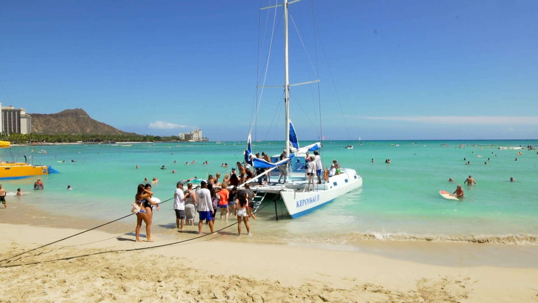 Hawaii Tiki Bowl Catamaran Sailing in the Bay